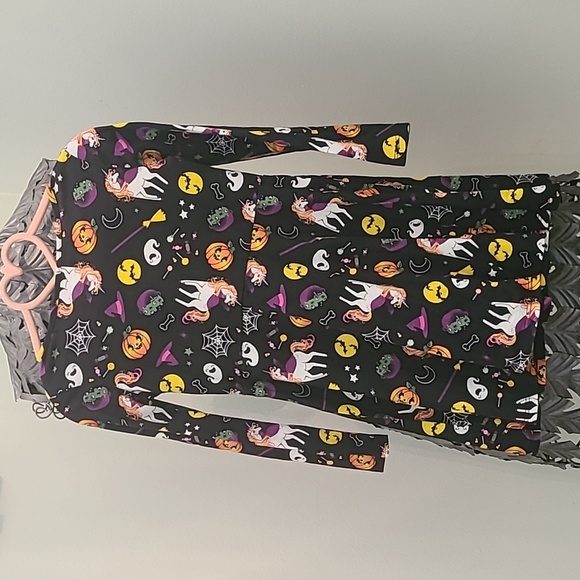 Halloween dress - Picture 2 of 2